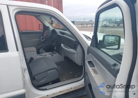 2008 Jeep Liberty Sport из США, поврежденный, VIN 1J8GN28K88W140445